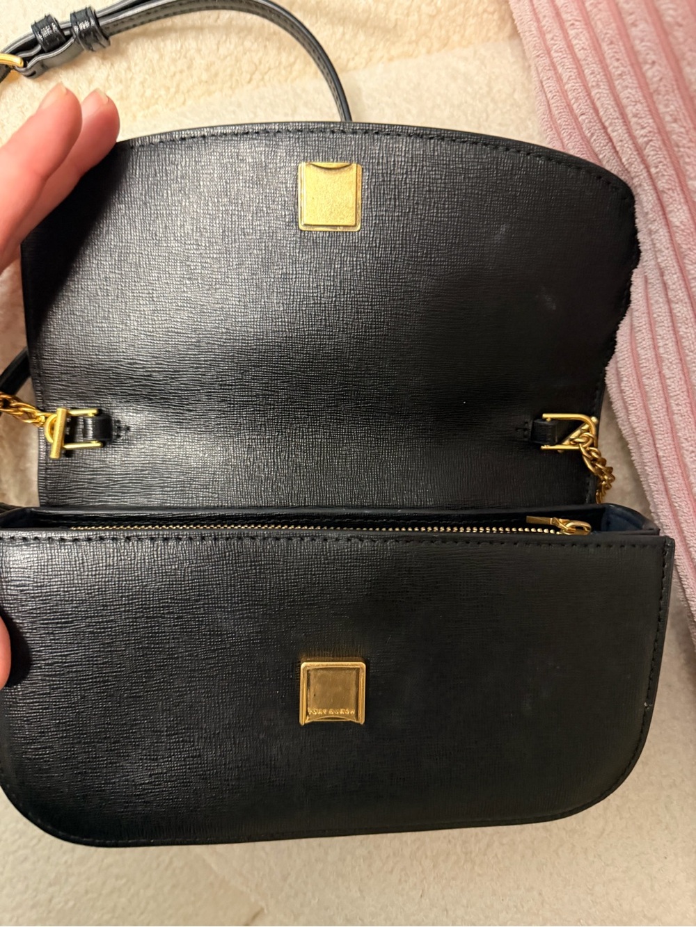 Tory Burch Black Leather Crossbody with Gold-Tone Logo - Picture 3 of 4